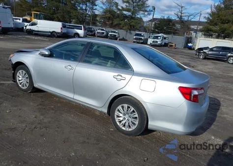 2012 Toyota Camry Le z USA, uszkodzony, nr VIN 4T1BF1FK0CU075179